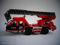 OT 1 ST. BZC DEL PRADO 1/64 MORITA FIRE TRUCK MODEL