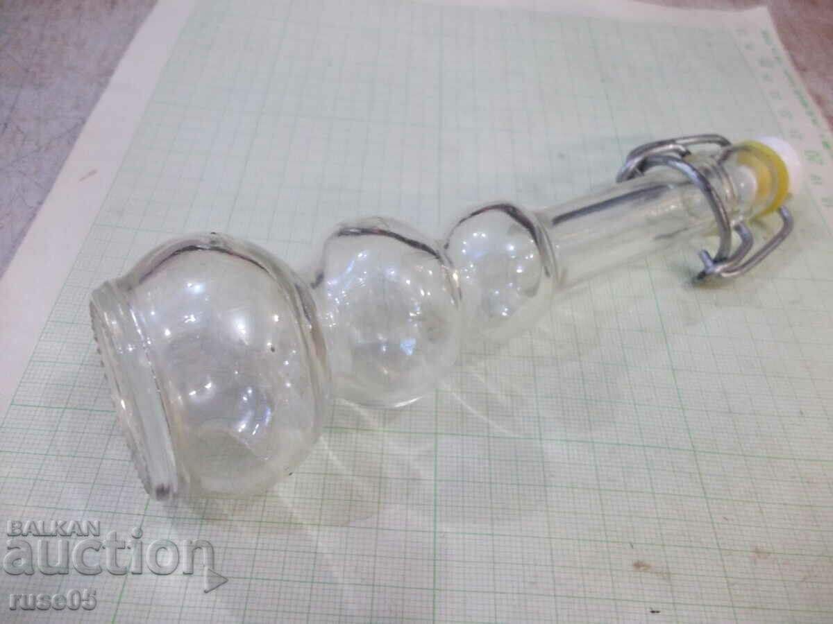 Шише малко с клипс с цена 5.00 лв. | € 2.56 Шише малко с клипс с цена 5.00 лв. | € 2.56