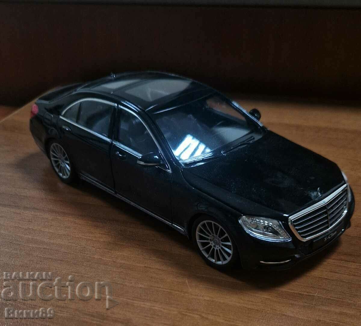 Mașină de jucărie Mercedes S Class W222 1:24