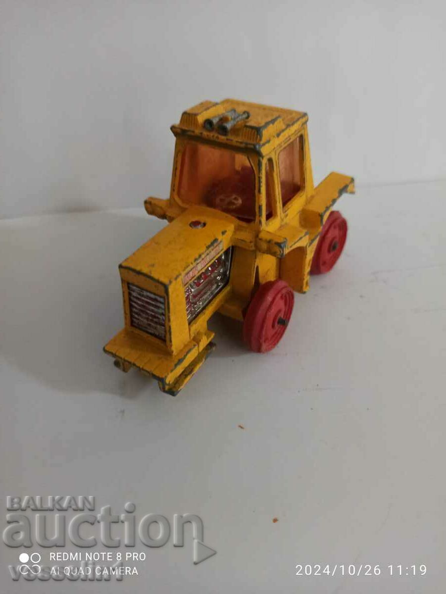 Tractor matchbox tractor matchbox lesney large