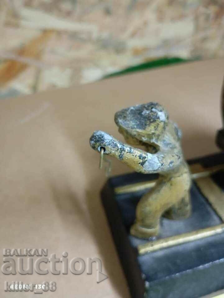 Metal statuette of a miner with price 100.00 BGN | € 51.13 Metal statuette of a miner with price 100.00 BGN | € 51.13