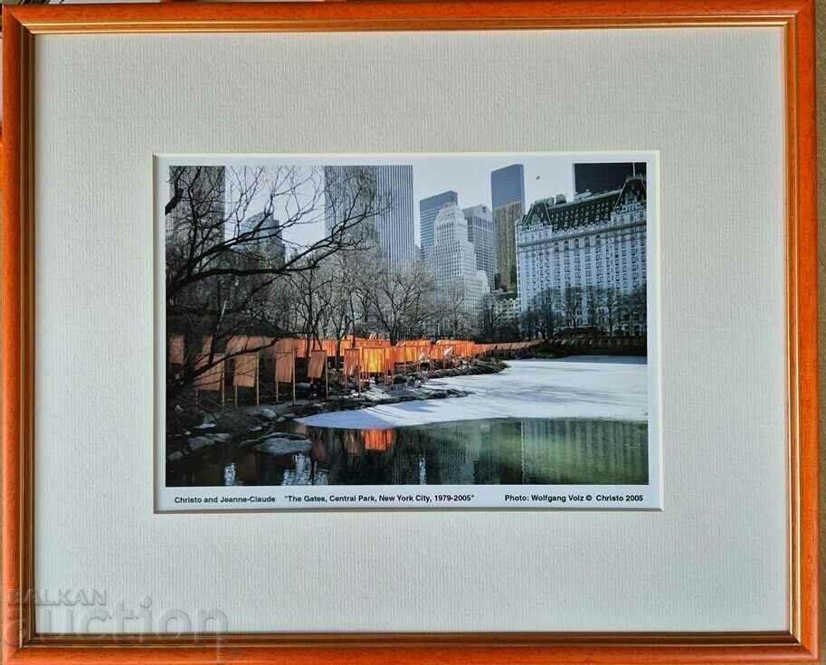 Hristo Yavashev Christo 2005 The Gates Central Park New York 1