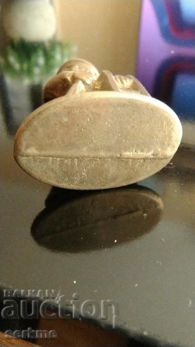 Δημοπρασία Χάλκινη φιγούρα Δημοπρασία Χάλκινη φιγούρα