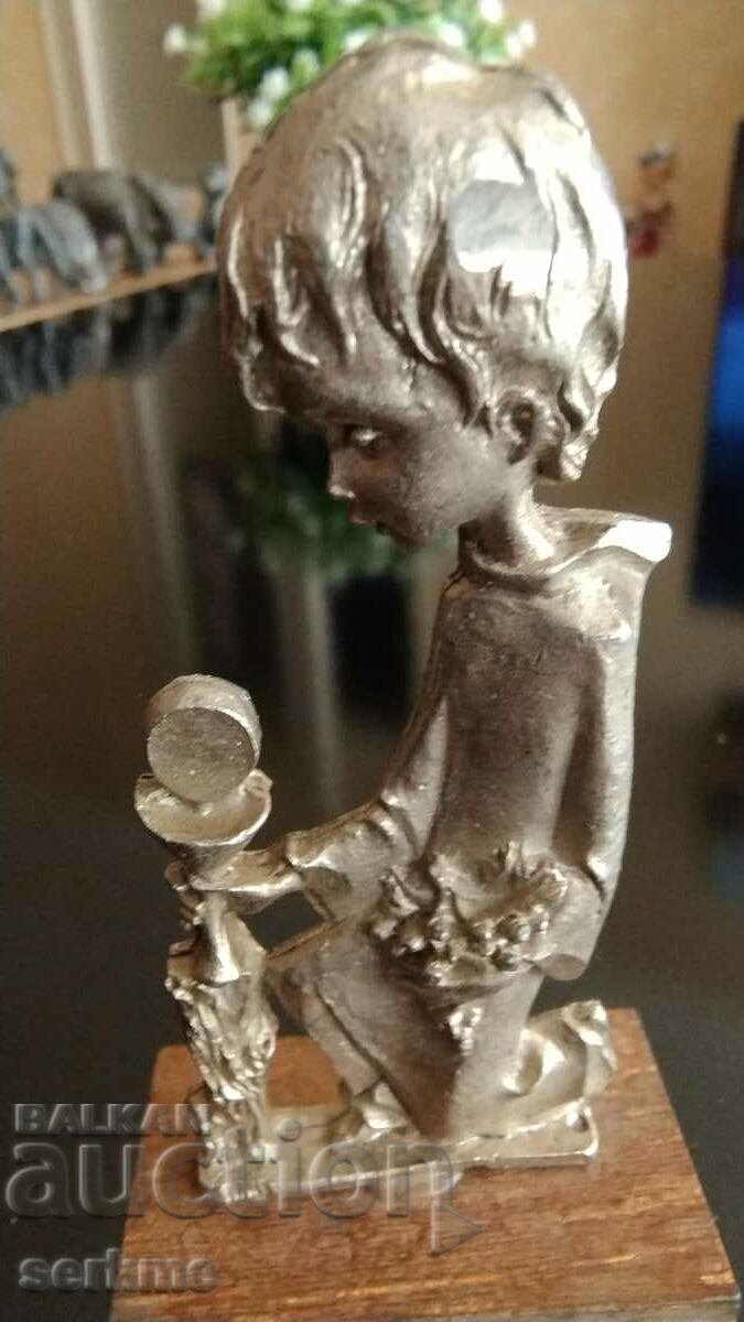 Παράδοση Μεταλλική φιγούρα Παράδοση Μεταλλική φιγούρα