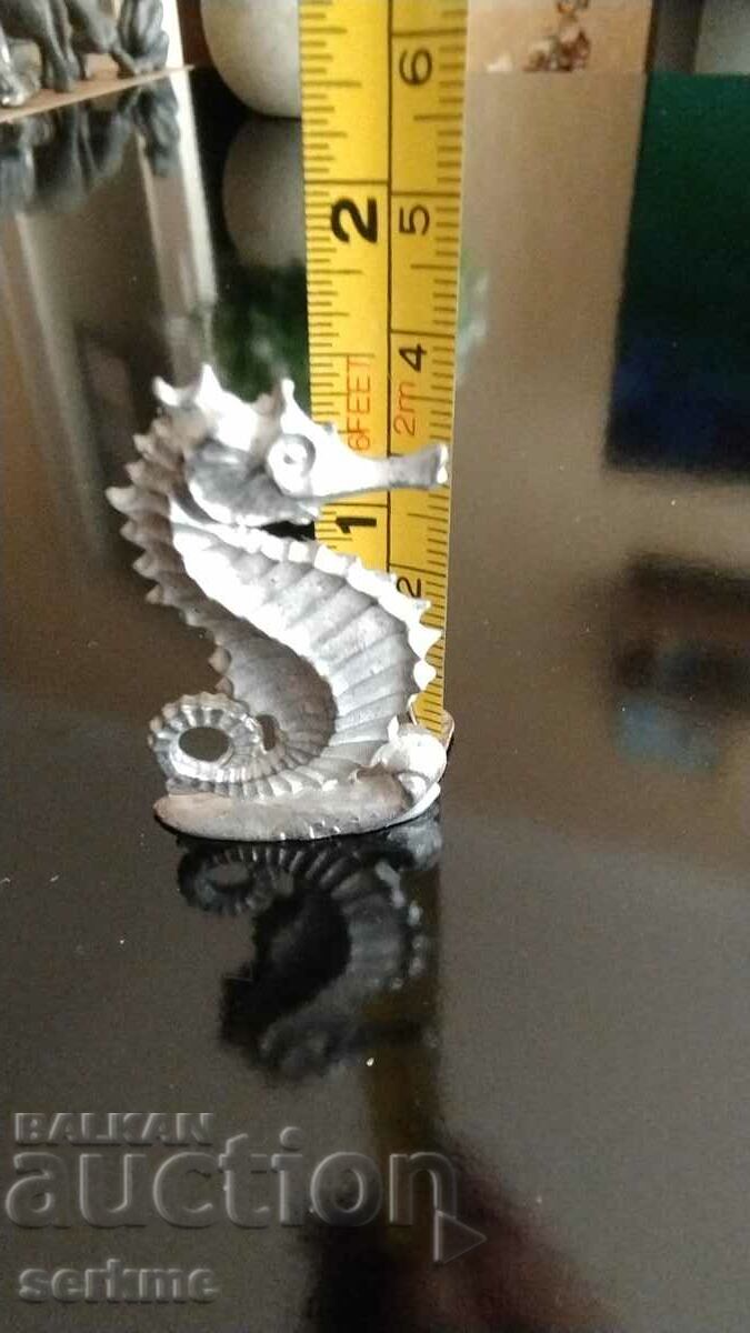 Licitație Figura de metal Licitație Figura de metal