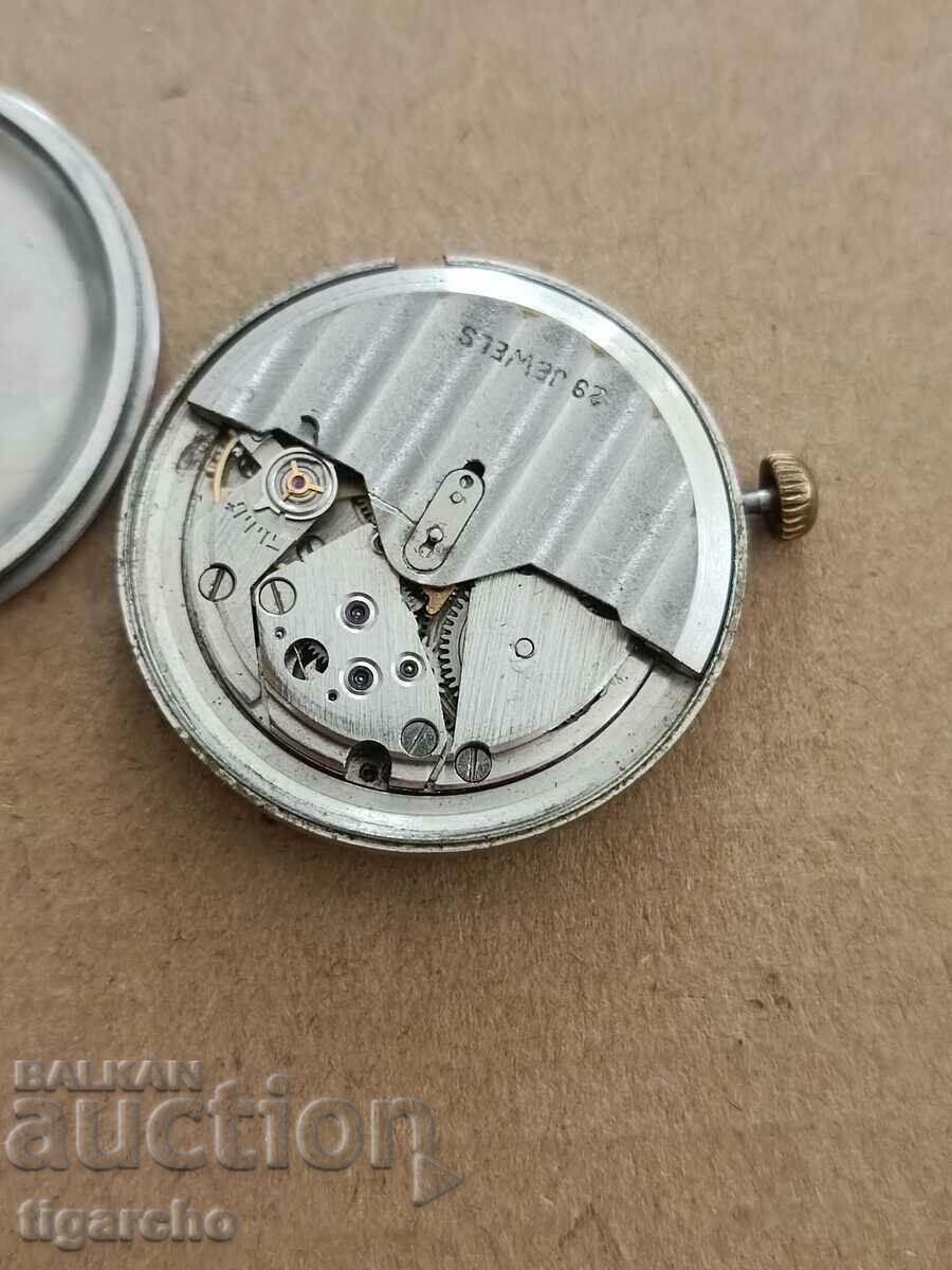 Auction  Flight watch winder