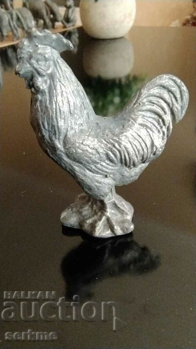 Auction  Metal figure