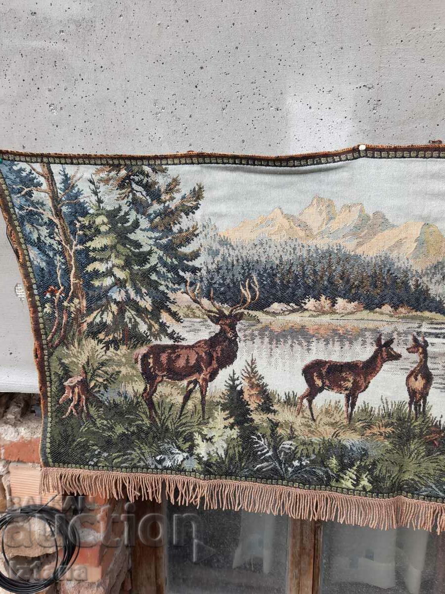 Auction Antique carpet, wall covering Auction Antique carpet, wall covering