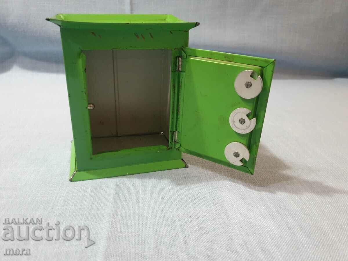 Auction  Children's metal toy safe deposit box