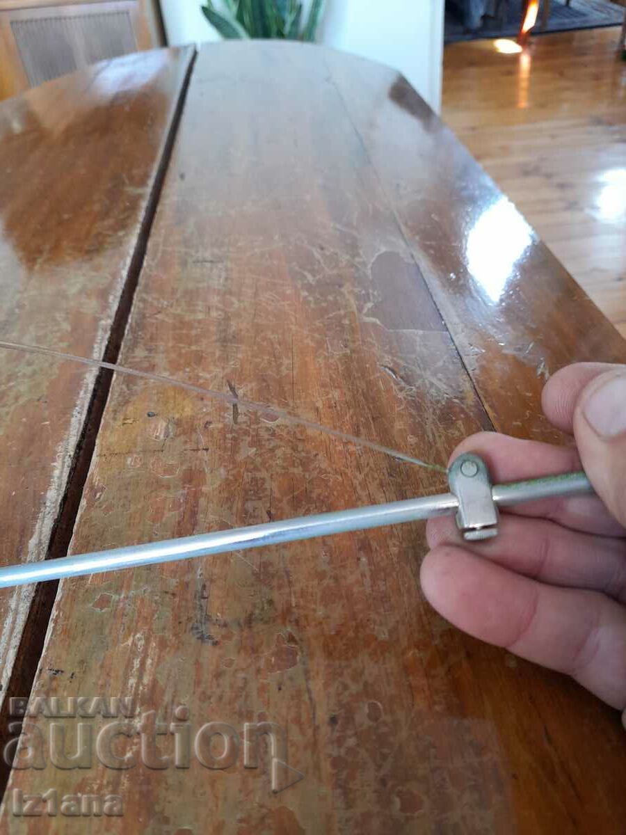 Auction Old metal drawing curve Auction Old metal drawing curve