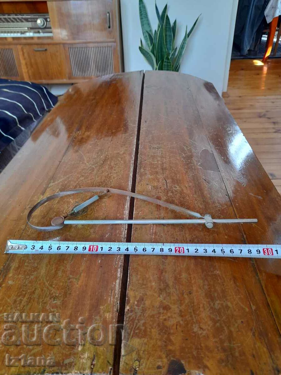 Old metal drawing curve - 5 Old metal drawing curve - 5