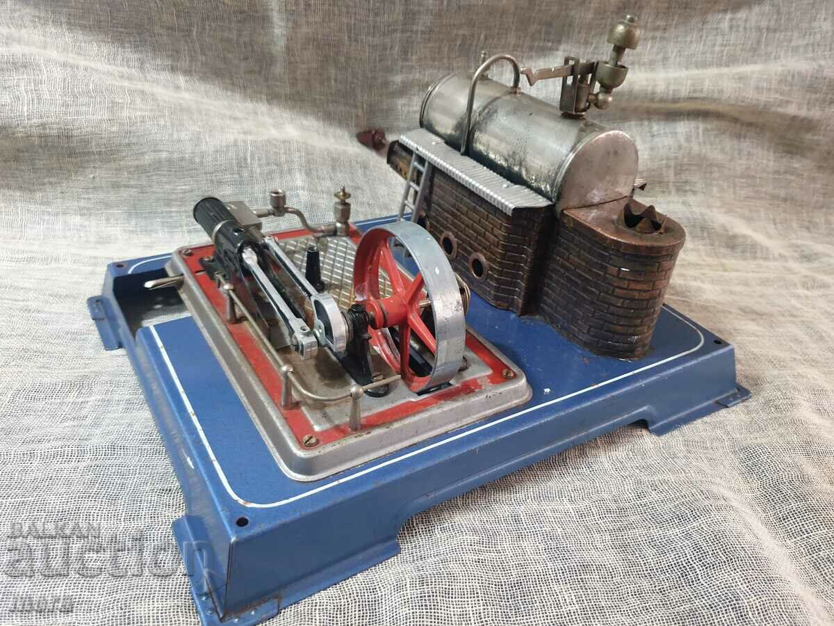 Vintage working steam engine model - 7 Vintage working steam engine model - 7