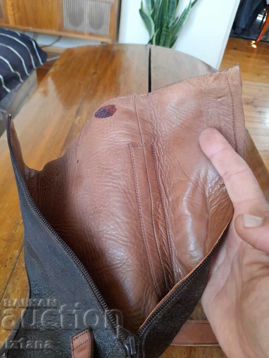 Ghete vechi din piele - 6