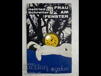 Frau am Fenster - Helfried Schreiter