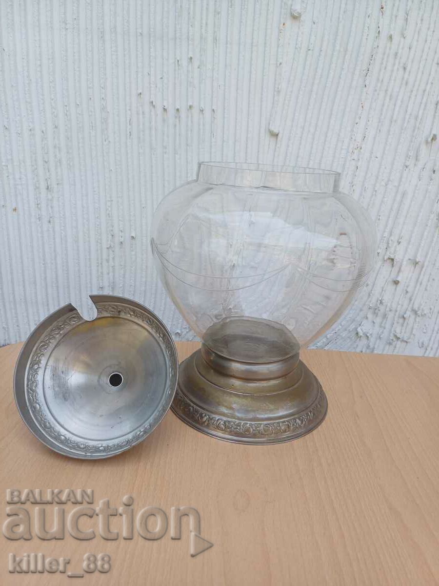 Auction Vintage glass jar Auction Vintage glass jar