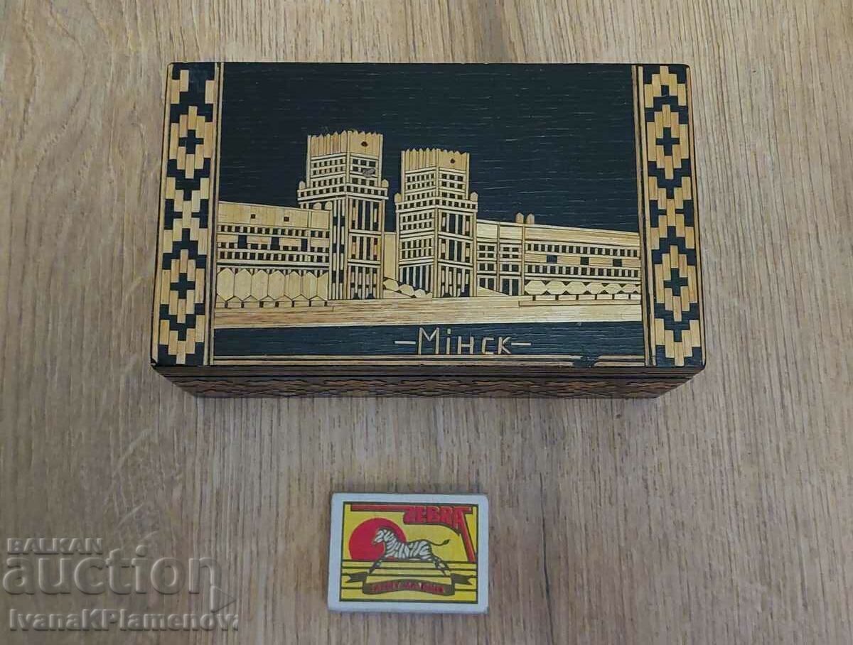 Wooden box for collectors - 6 Wooden box for collectors - 6