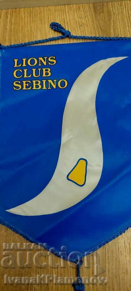 Auction  A flag for collectors