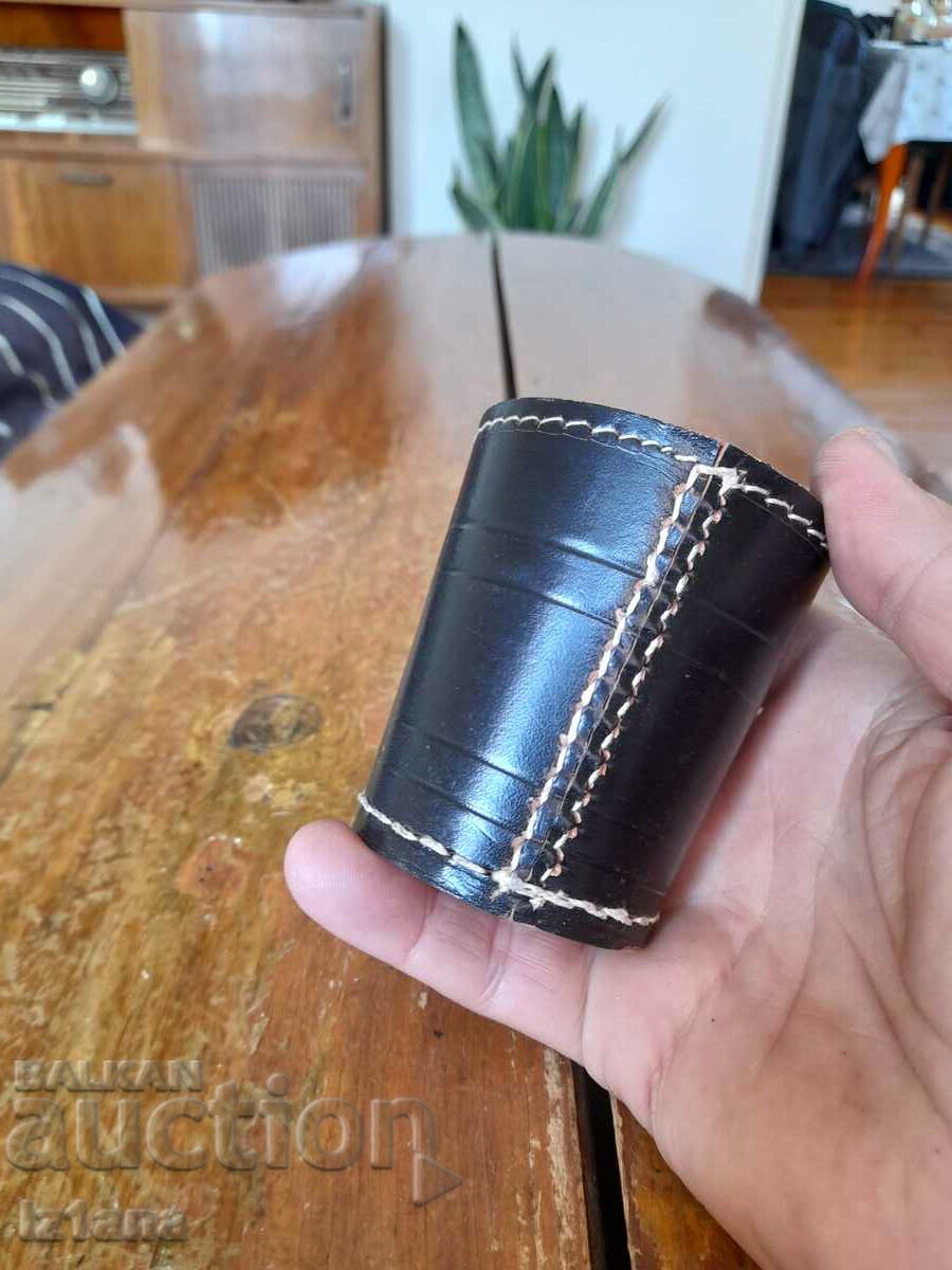 Delivery of Old Leather Dice Cup