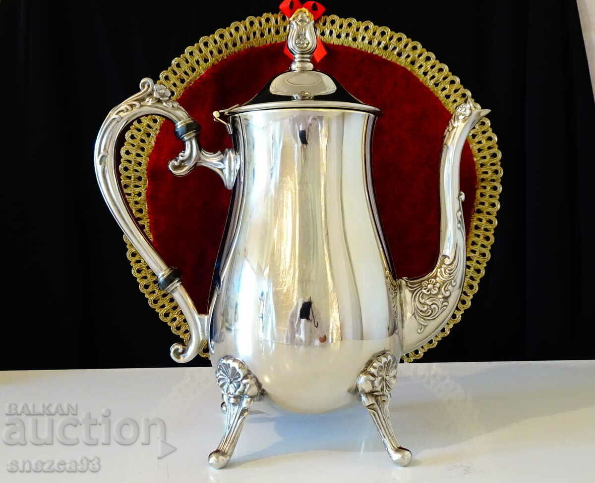 Auction Silver-plated bronze jug, gold-plated inside, baroque Auction Silver-plated bronze jug, gold-plated inside, baroque