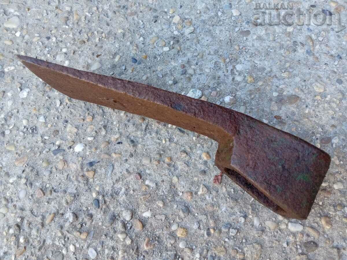 Delivery of Old wrought iron turnbuckle