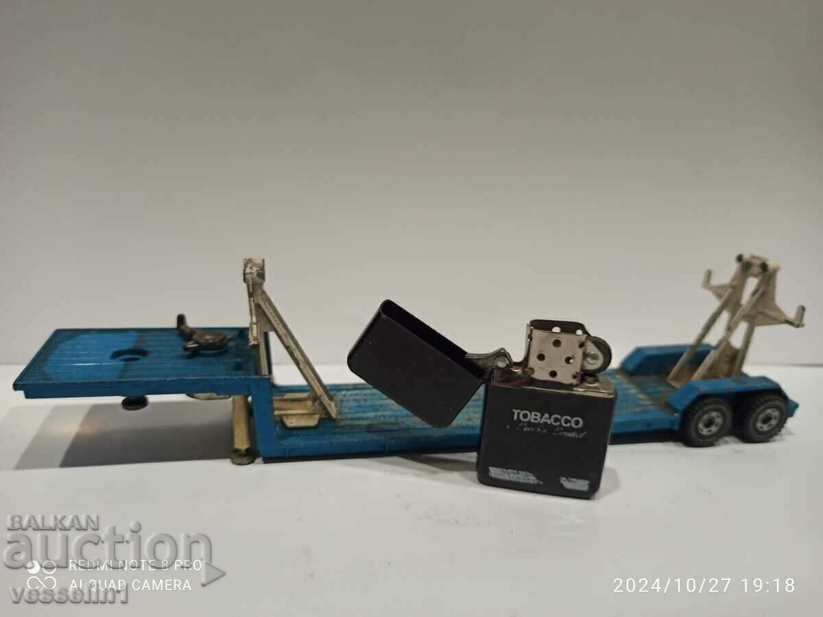 Trailer siku from the old siku old font with price 13.00 BGN | € 6.65 Trailer siku from the old siku old font with price 13.00 BGN | € 6.65