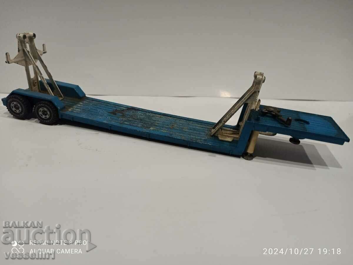 Trailer siku from the old siku old font Trailer siku from the old siku old font