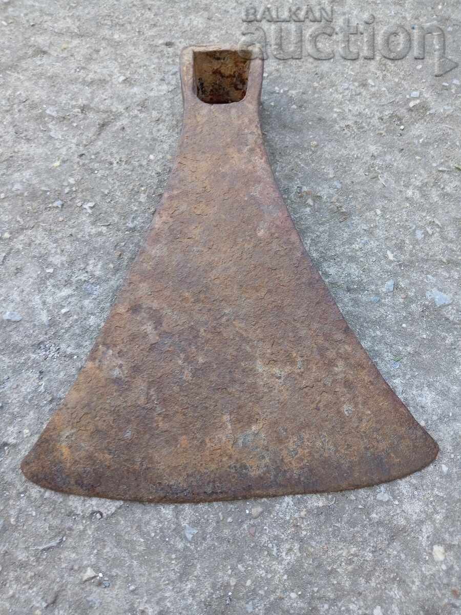 Auction large antique chapa kalastir hoe tesla Auction large antique chapa kalastir hoe tesla