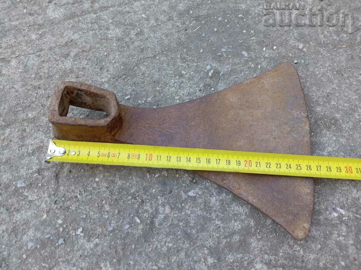 Delivery of large antique chapa kalastir hoe tesla Delivery of large antique chapa kalastir hoe tesla