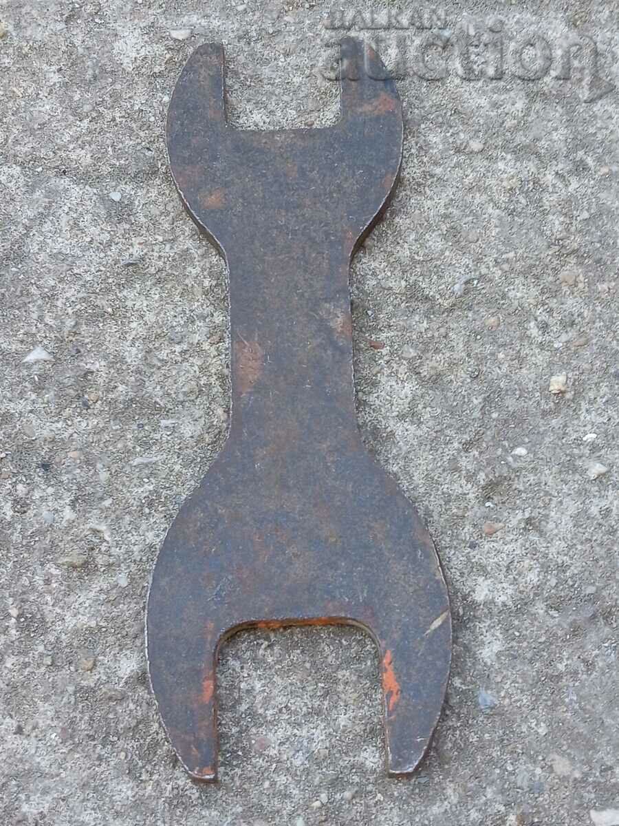 Delivery of antique combination key Petko Denev Gabrovo