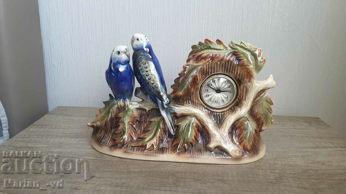 Jema table mechanical porcelain clock with price 150.00 BGN | € 76.69 Jema table mechanical porcelain clock with price 150.00 BGN | € 76.69