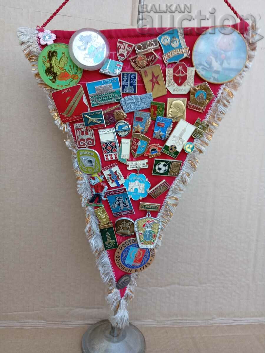 fanion cu insigne Kiev Odesa AZOV URSS NU PAGADI cu preț 41.00 BGN | € 20.96 fanion cu insigne Kiev Odesa AZOV URSS NU PAGADI cu preț 41.00 BGN | € 20.96