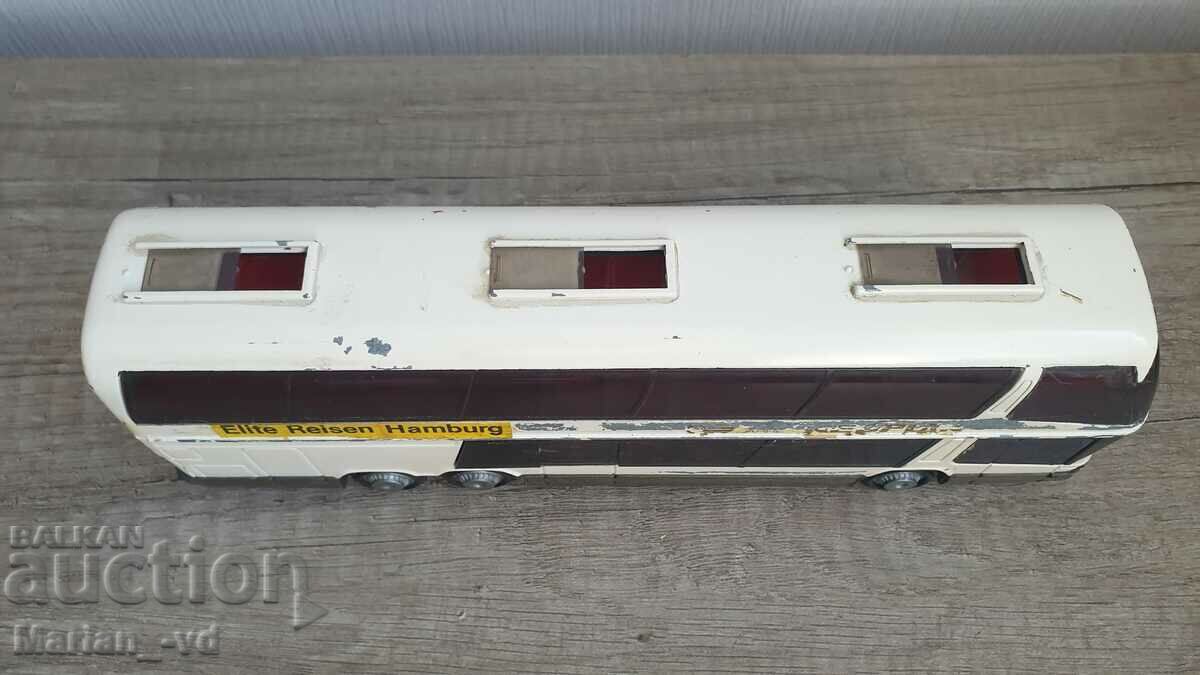 NZG 280 NEOPLAN BUS 1/50 SCALE MADE IN GERMANY with price 50.00 BGN | € 25.56 NZG 280 NEOPLAN BUS 1/50 SCALE MADE IN GERMANY with price 50.00 BGN | € 25.56