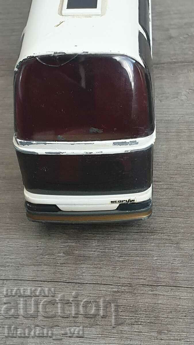 Auction NZG 280 NEOPLAN BUS 1/50 SCALE MADE IN GERMANY Auction NZG 280 NEOPLAN BUS 1/50 SCALE MADE IN GERMANY