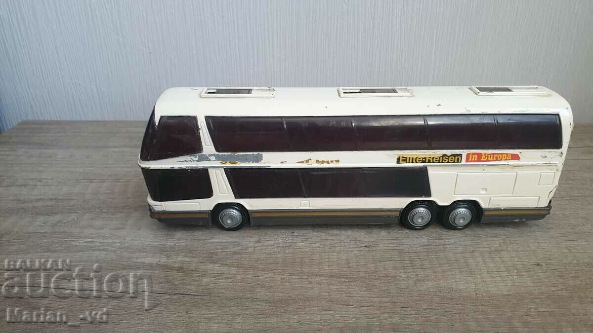 Автобустче NZG 280 NEOPLAN BUS 1/50 SCALE MADE IN GERMANY