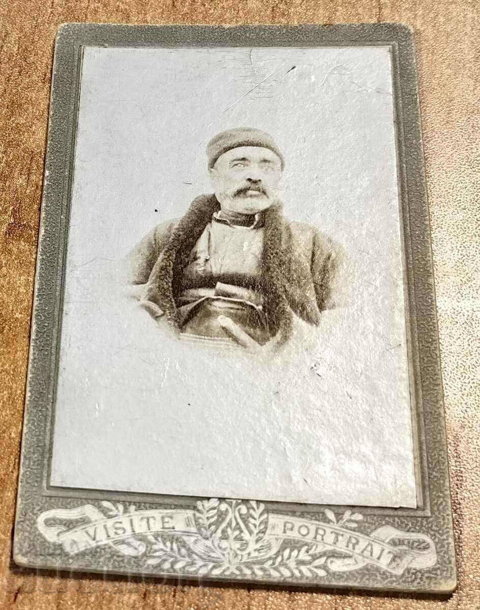 . MAN WEARING CAP PORTRAIT OLD PHOTO PHOTO CARDBOARD