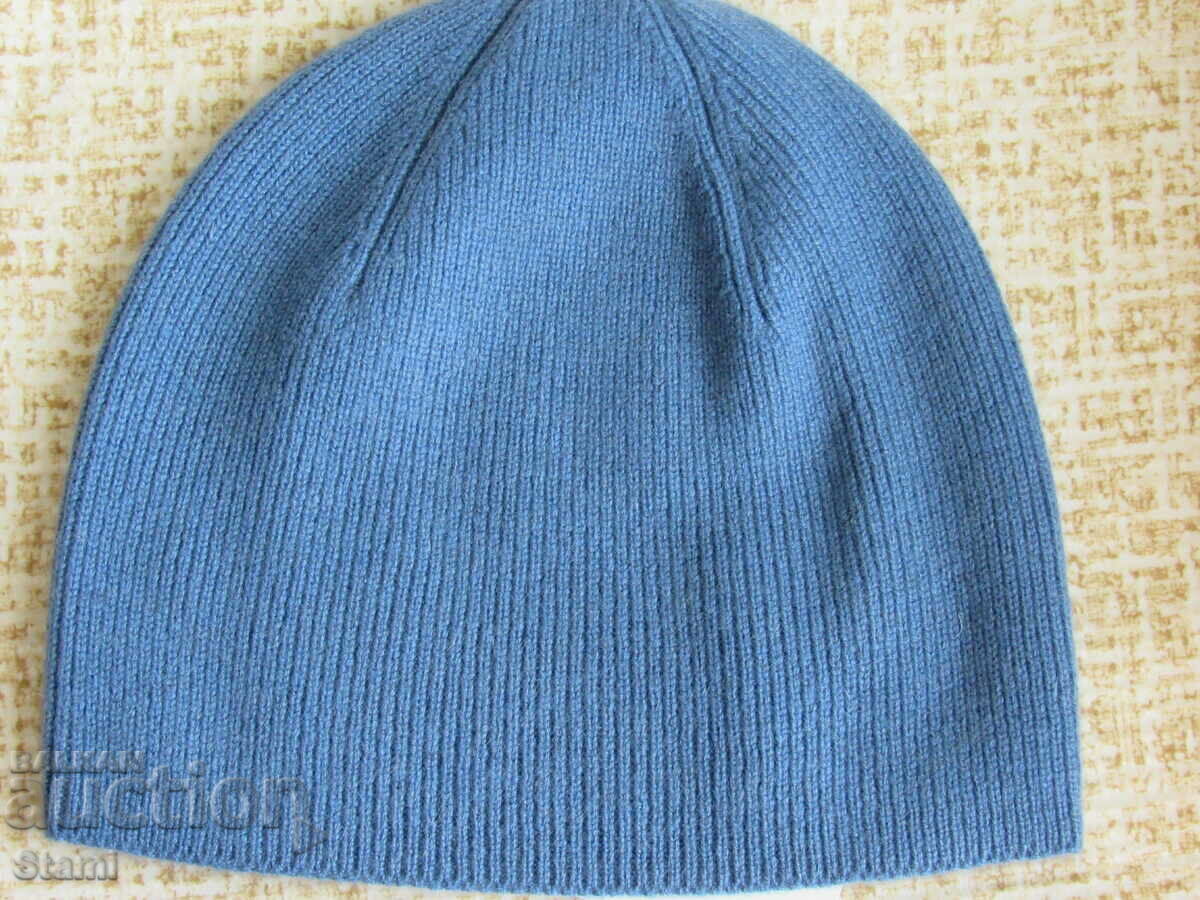 Delivery of Blue machine knit alpine hat, 100% cashmere, Mongolia Delivery of Blue machine knit alpine hat, 100% cashmere, Mongolia
