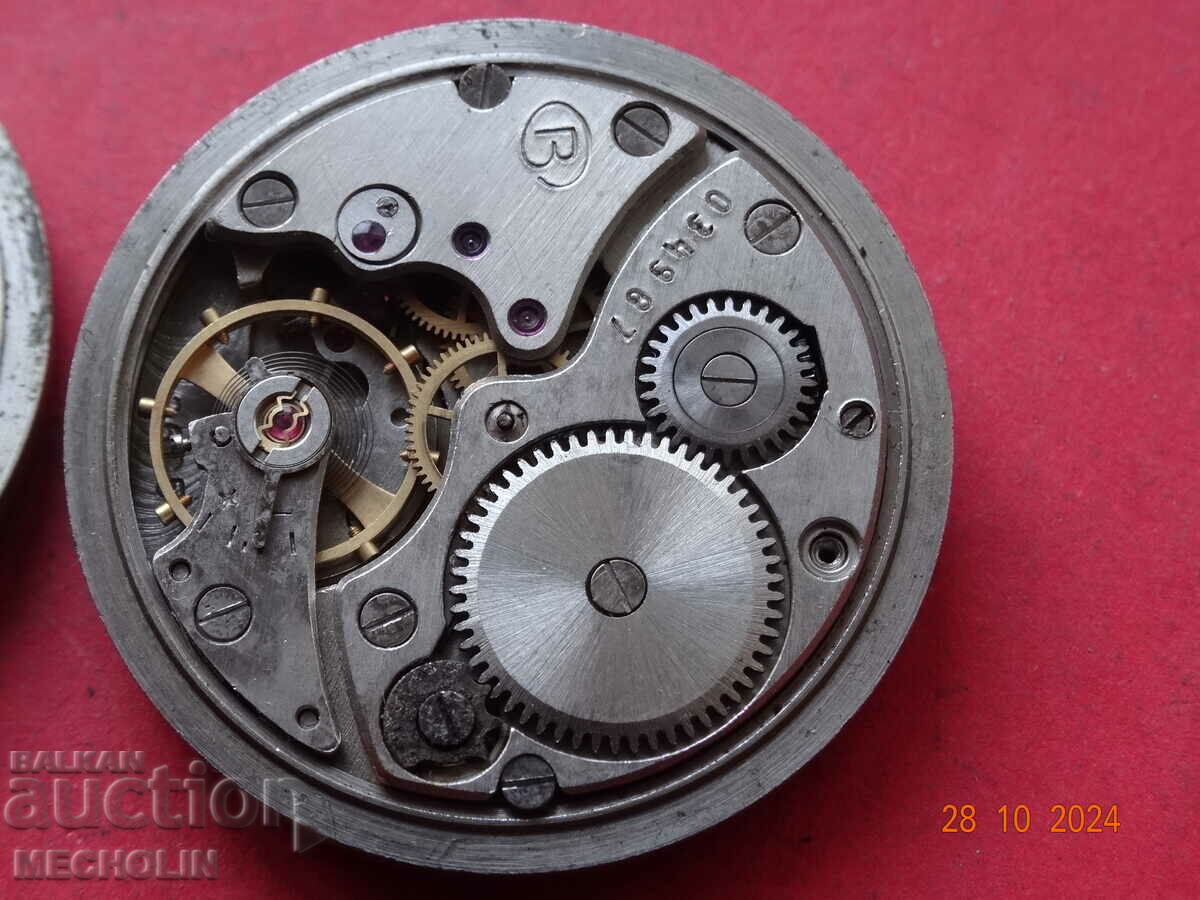 Auction Russian CLOCK MECHANISM EAST 2 PCS Auction Russian CLOCK MECHANISM EAST 2 PCS