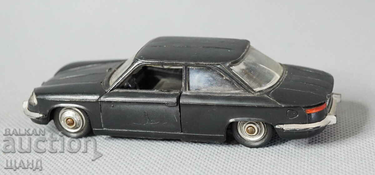 PANHARD 24 BT Vechi model rusesc din plastic de mașină de jucărie