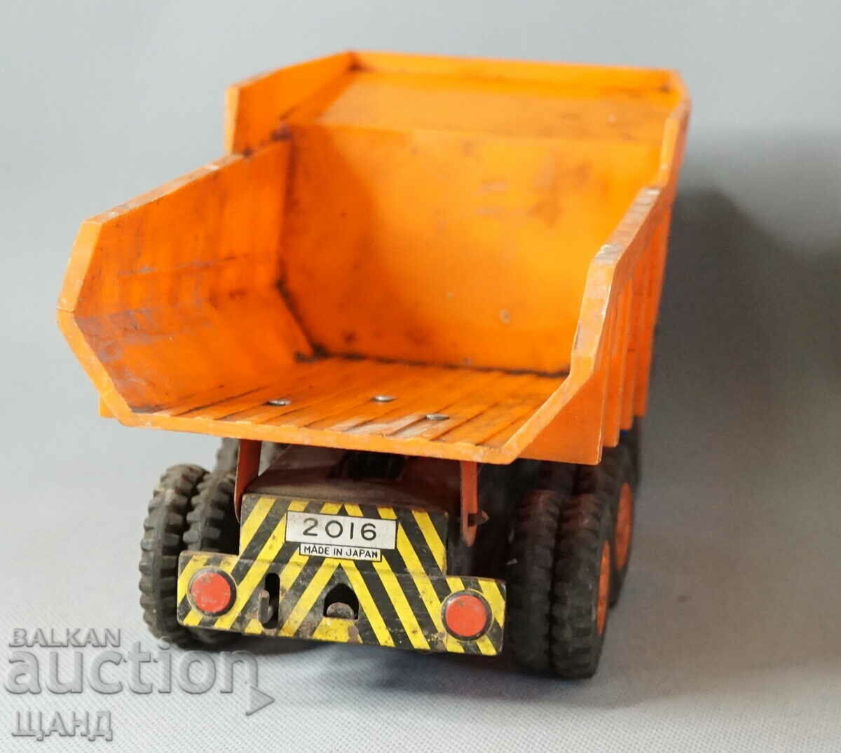 MERCEDES Old Japanese Metal toy dump truck model - 5 MERCEDES Old Japanese Metal toy dump truck model - 5