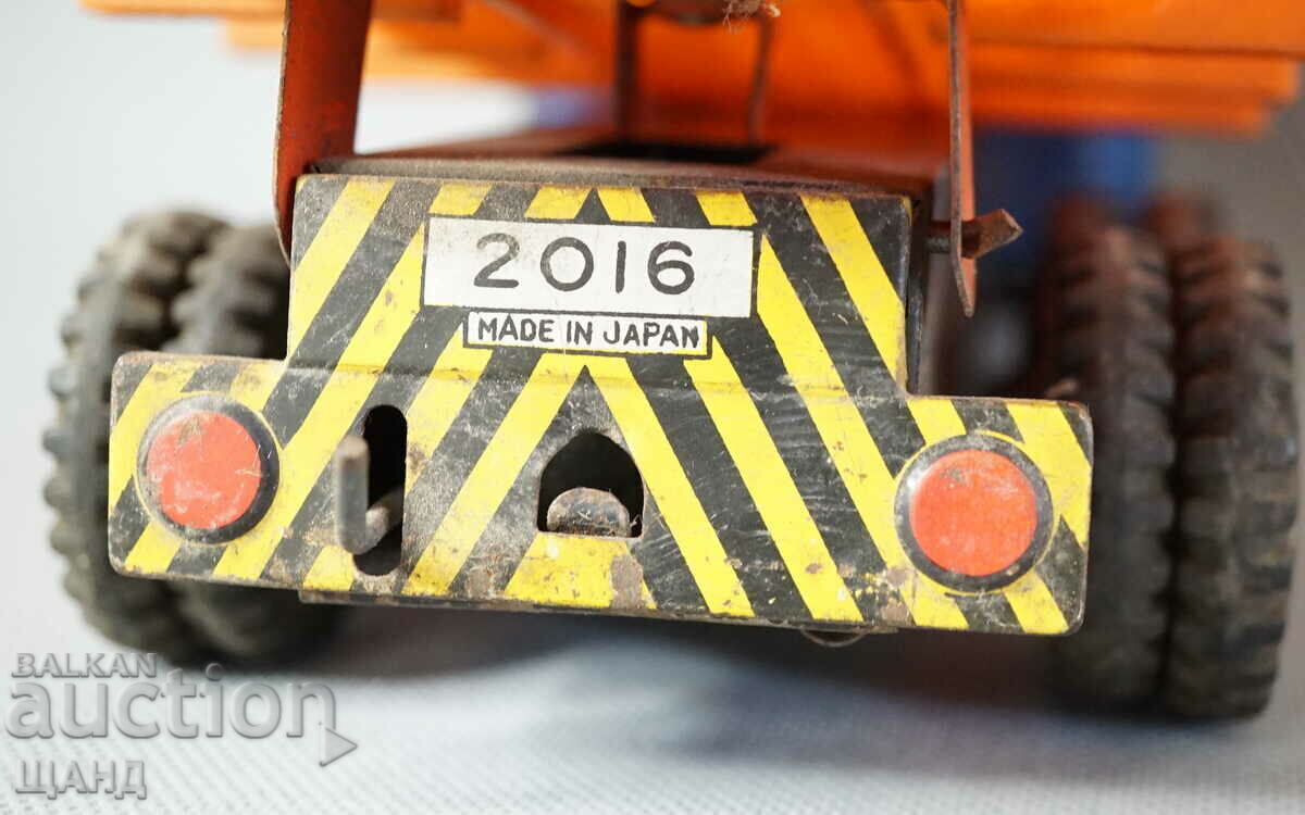 MERCEDES Old Japanese Metal toy dump truck model - 6 MERCEDES Old Japanese Metal toy dump truck model - 6