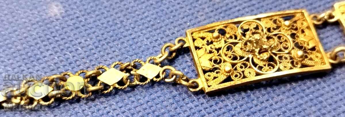 Auction  Old Renaissance silver bracelet, filigree.
