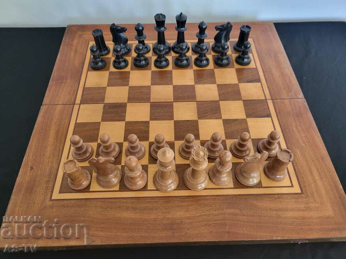 #1 Checkmate din lemn cu bucăți de bachelită