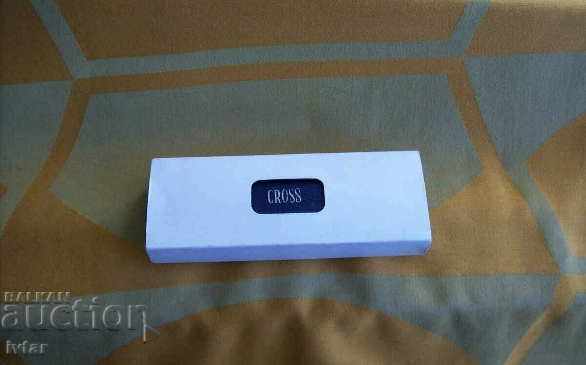 "CRUCE" chimică cu cutie - 6