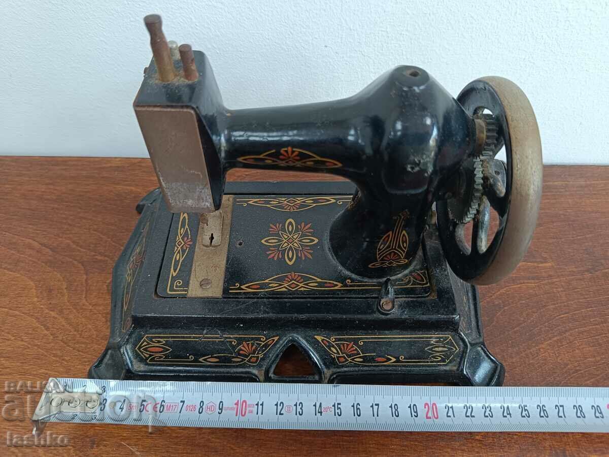 Mini sewing machine - 6