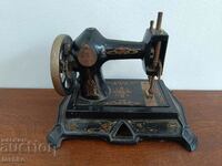 Mini sewing machine