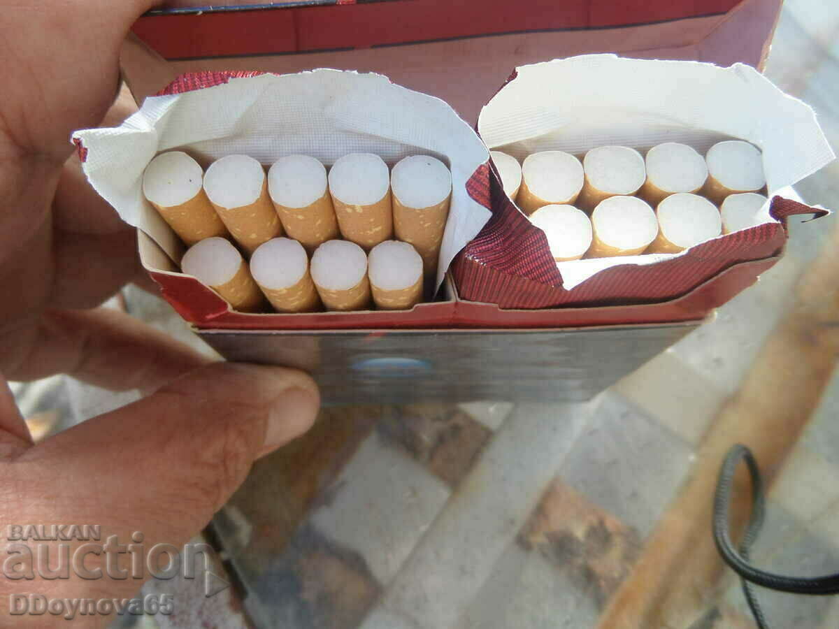 BRITISH AMERICAN TOBACCO "555 MANDARIN" with price 19.00 BGN | € 9.71 BRITISH AMERICAN TOBACCO "555 MANDARIN" with price 19.00 BGN | € 9.71