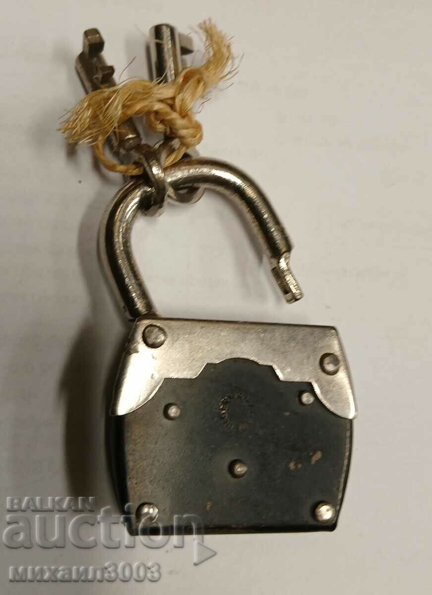 СТАР НЕМСКИ КАТИНАР-ОТЛИЧНО СЪСТОЯНИЕ с цена 59.00 лв. | € 30.17 СТАР НЕМСКИ КАТИНАР-ОТЛИЧНО СЪСТОЯНИЕ с цена 59.00 лв. | € 30.17