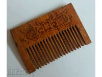 . UNUSED PYROGRAPHED WOODEN HAIR COMB COMB