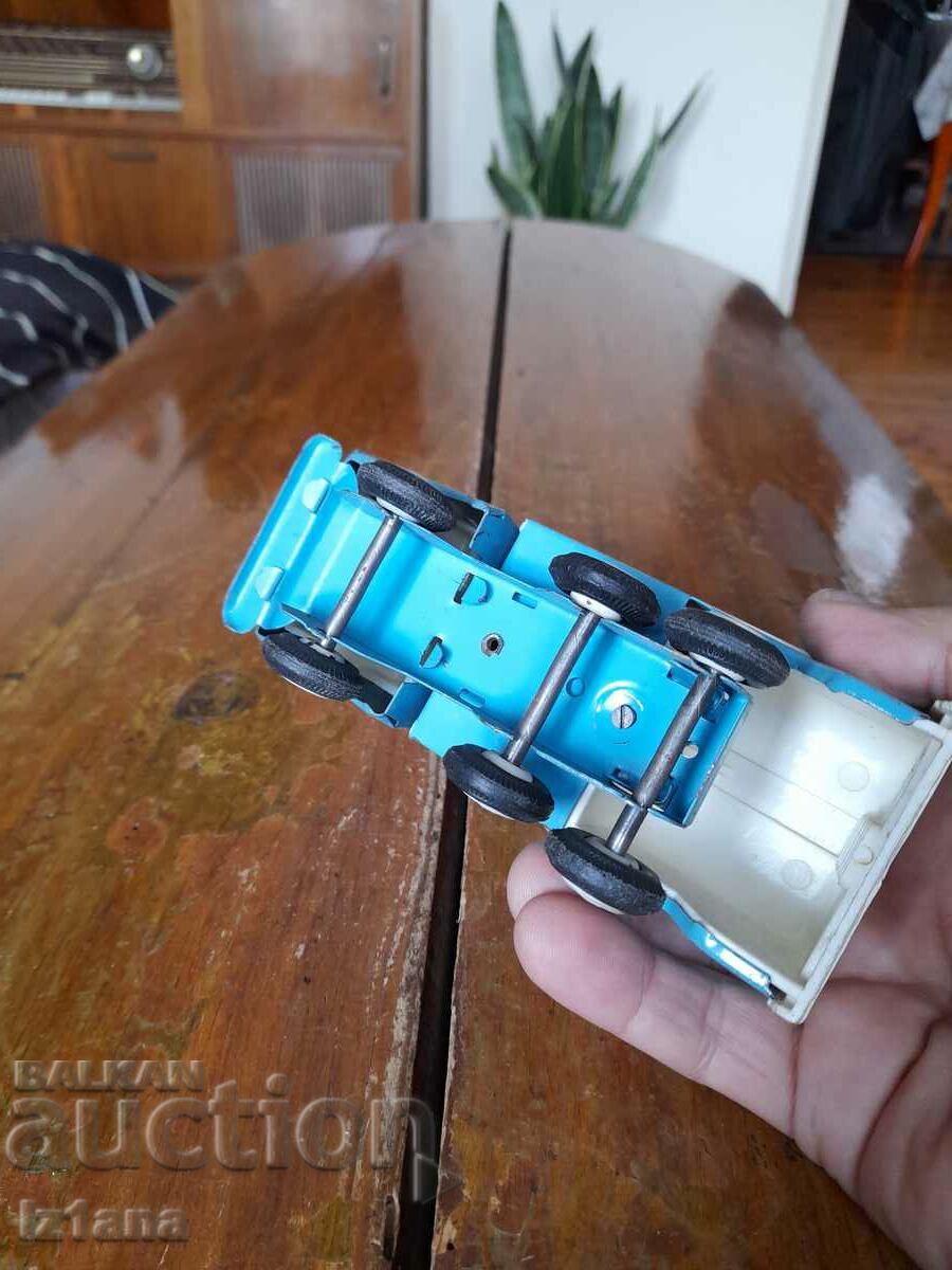 Old MIR truck - 5 Old MIR truck - 5