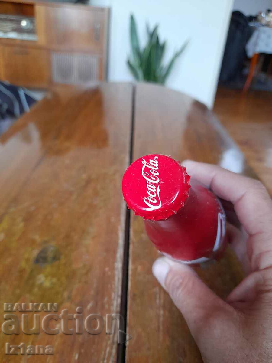 Delivery of An old bottle of Coca Cola, Coca Cola Delivery of An old bottle of Coca Cola, Coca Cola